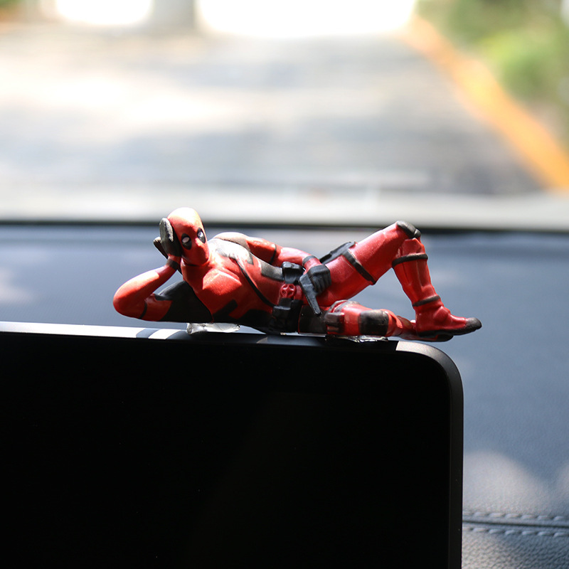 Desk Decoration Deadpool Car H - огляд і ціна Model Kit Deadpool