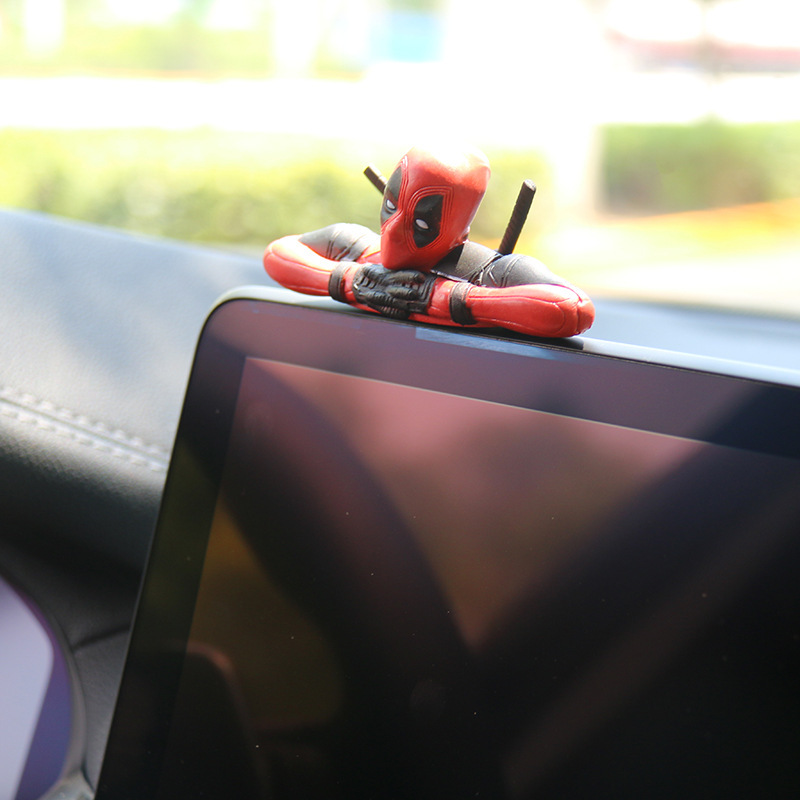 Desk Decoration Deadpool Car H - огляд і ціна Model Kit Deadpool