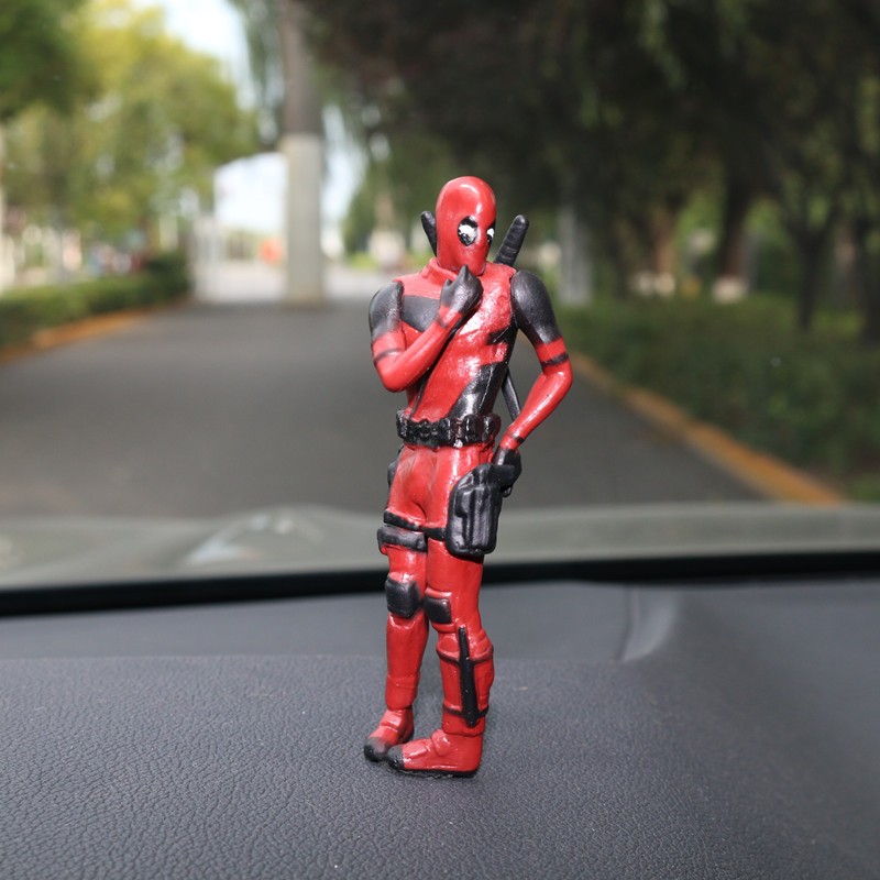 Desk Decoration Deadpool Car H - огляд і ціна Model Kit Deadpool
