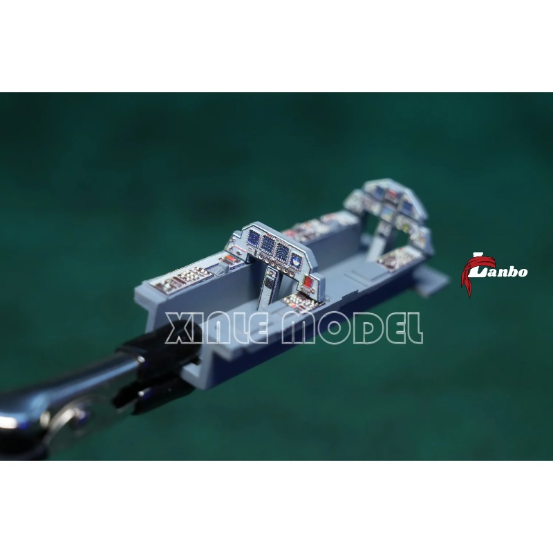 Lanbo Models 3D Color Cockpit  - огляд і ціна Model Kit Hasegawa