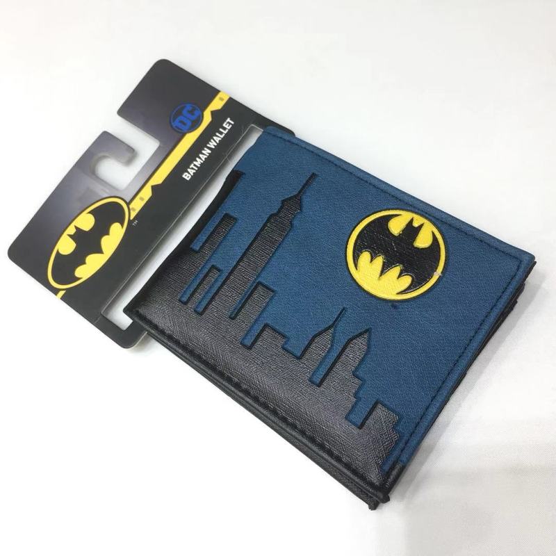 DC Batman Superhero Bifold PU  - огляд і ціна Model Kit Batman