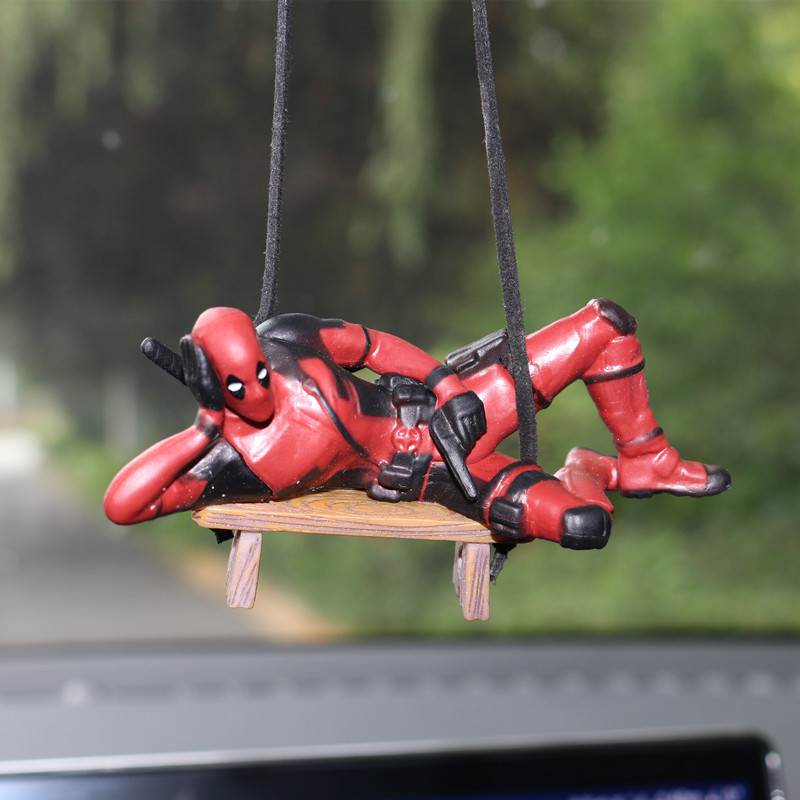 Marvel Deadpool Car Rearview M - огляд і ціна Model Kit Deadpool