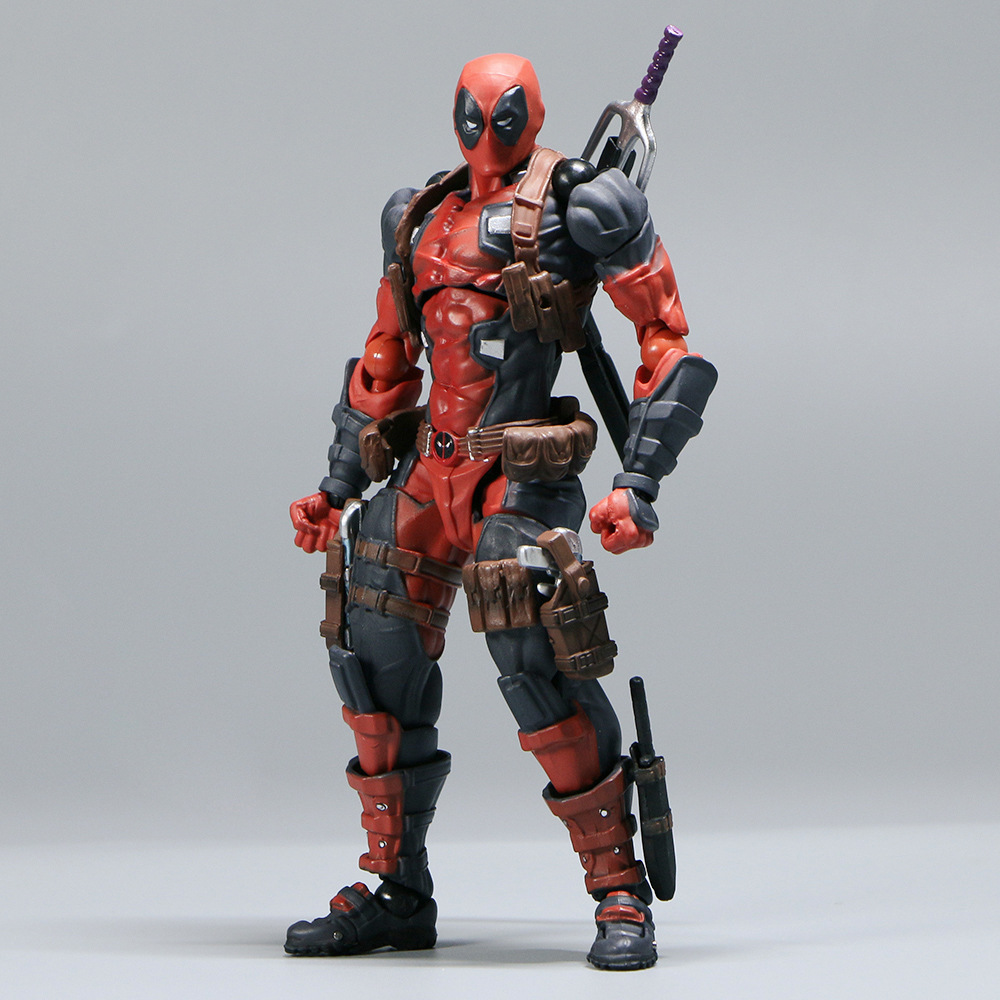 Amazing Yamaguchi Deadpool 2.0 - огляд і ціна Model Kit Batman
