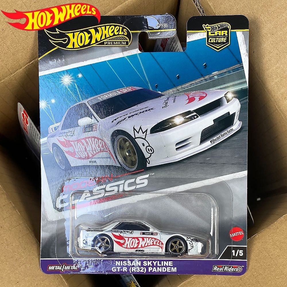 Hot Wheels Premium Diecast Car - огляд і ціна Model Kit Nissan Skyline